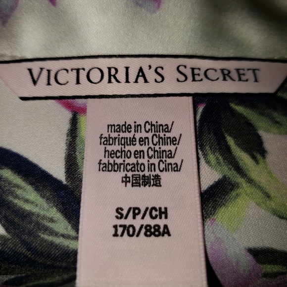 Victoria Secret Silky PJ Set - Picture 3 of 4